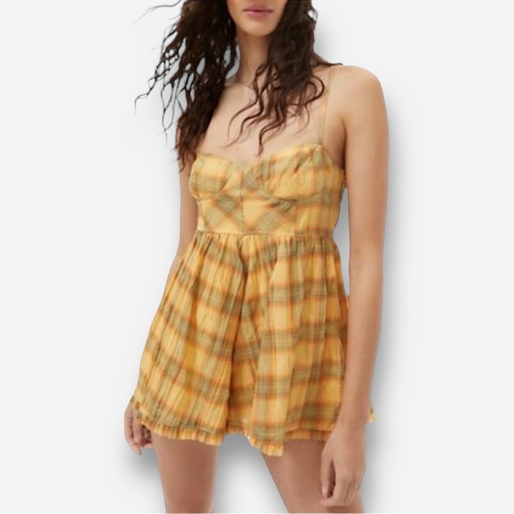 🌸New🌸 Urban Outfitters Lorelei Crinkle Cotton Romper Size medium NWT